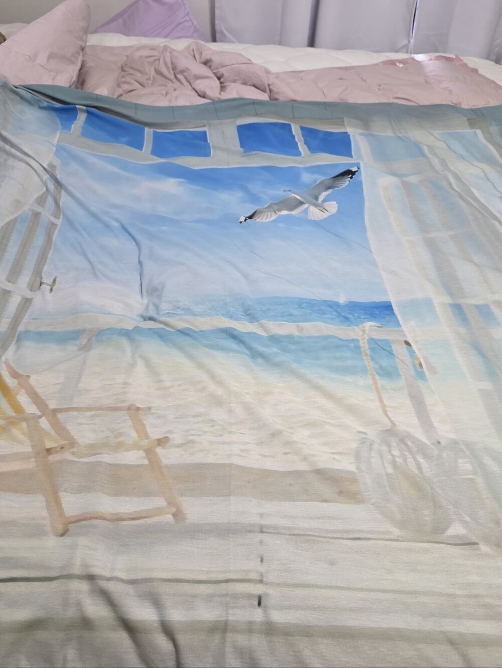 Tapestry Seaside Breeze Beach Scene - Light Blue/Pink 57x55